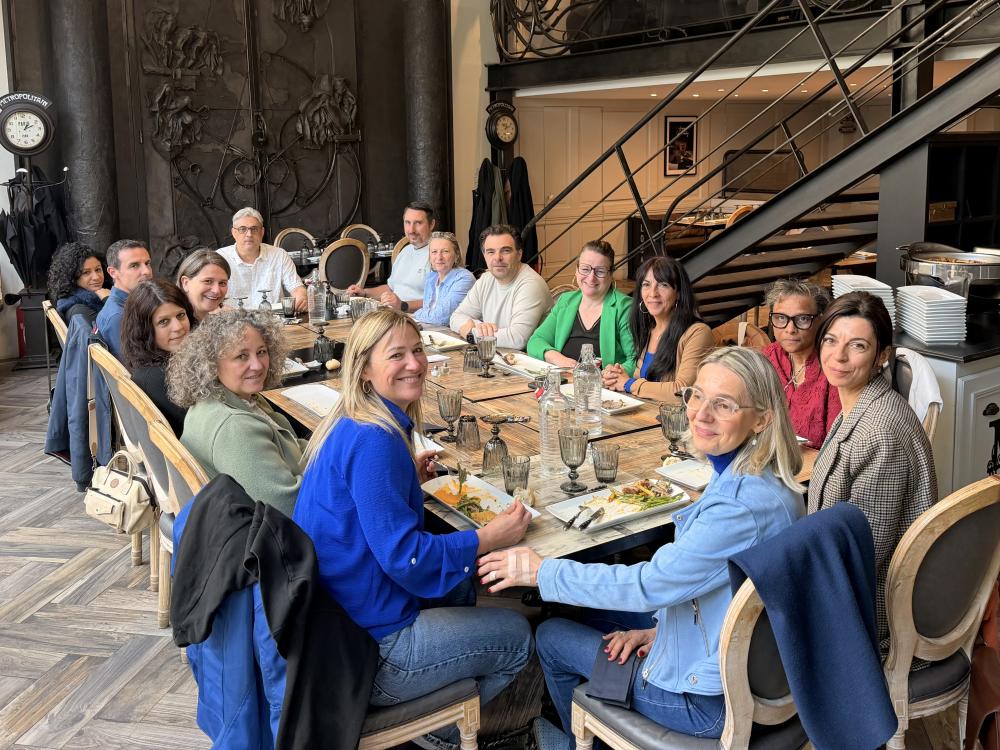 Photo Table Ouverte à la Maison Blackwood