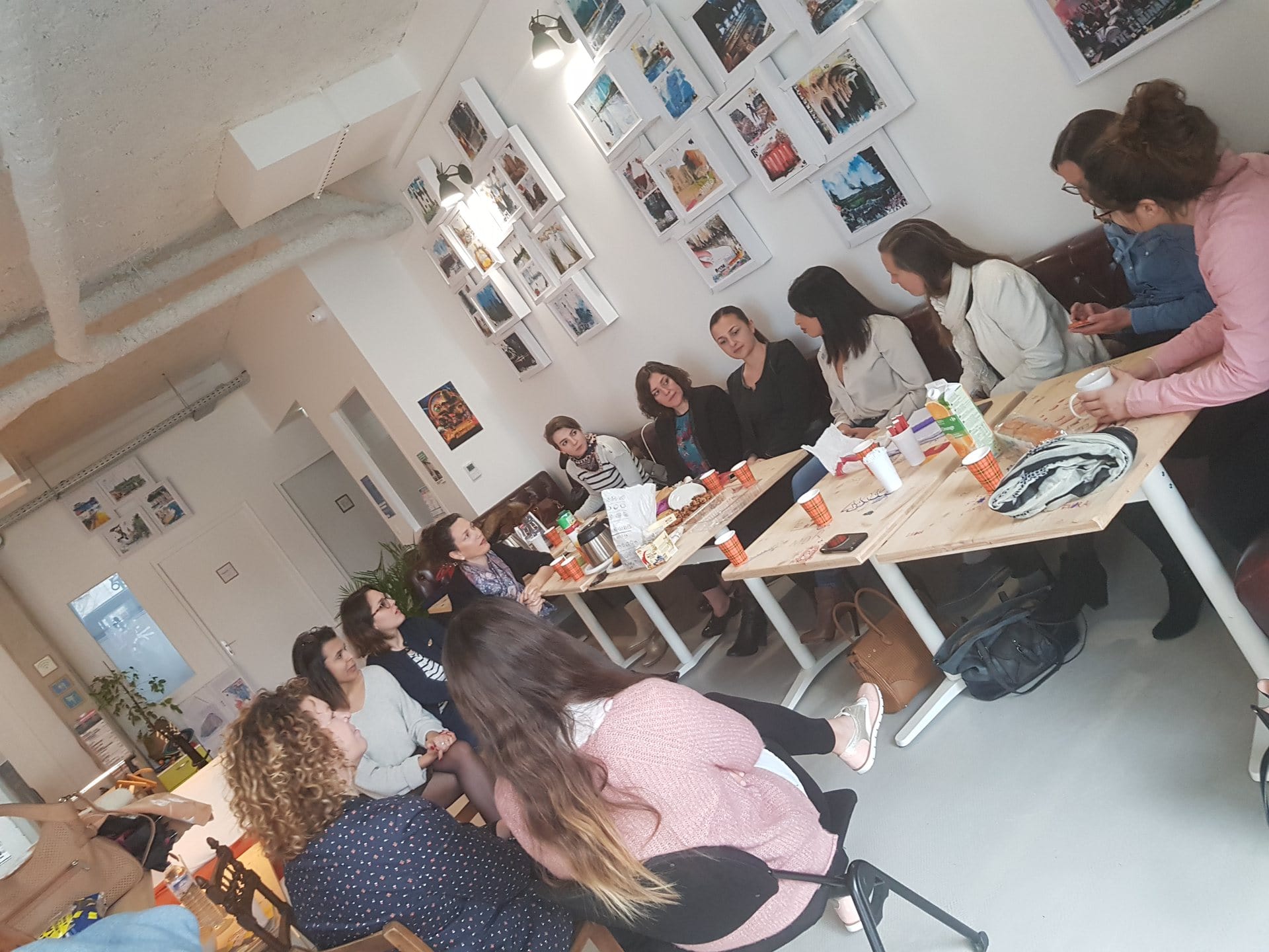 Photo Petit-déjeuner - Vivre l'entrepreneuriat au féminin